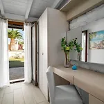 빌라 Palmrise Luxury 네아 스키오니