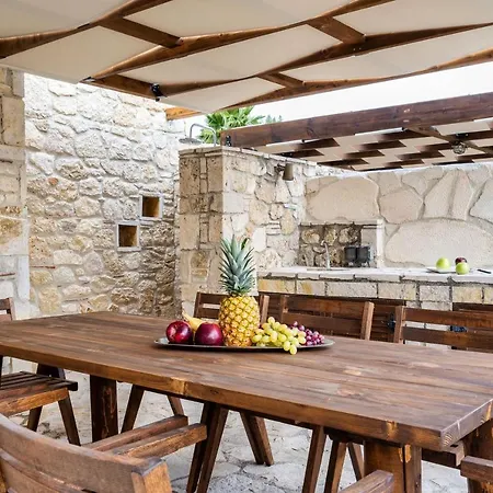 Palmrise Luxury Villa