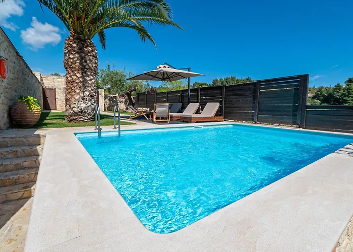 Palmrise Luxury Villa *