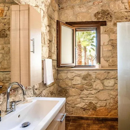 Palmrise Luxury Villa