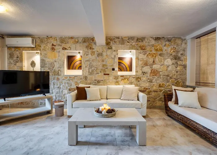 Palmrise Luxury Villa