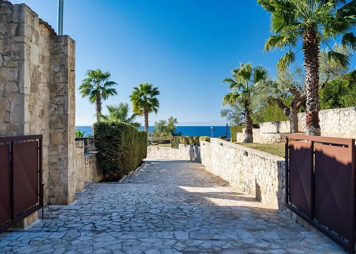 Palmrise Luxury